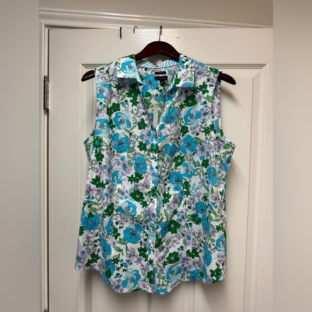 Talbots Blue and White Notched Collar Button Down Blouse